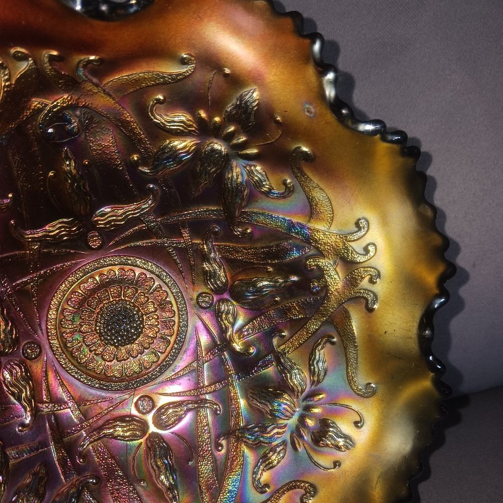 Vintage Northwood Carnival Glass 3 Footed Ruffle Edge Bowl - Picture 3 of 10